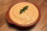 Klassisches cremiges Hummus