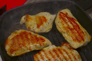 Putenschnitzel in Tomatensoße mit Mozarella_02