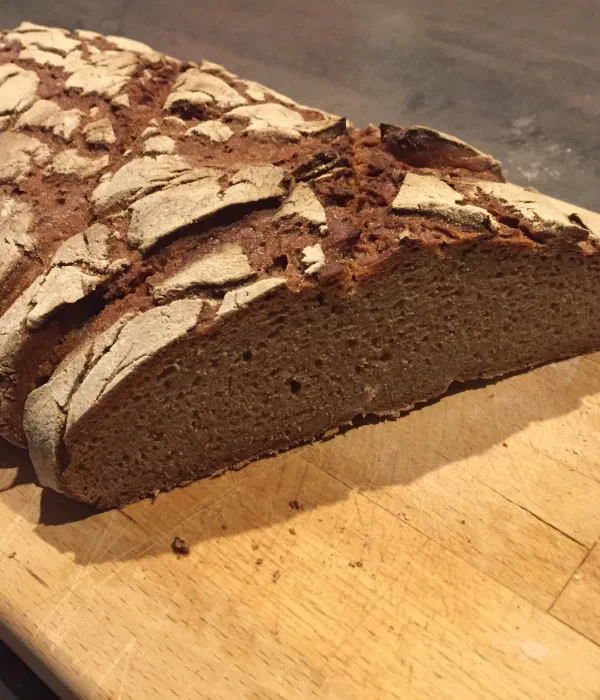 Roggenbrot mit Sauerteig