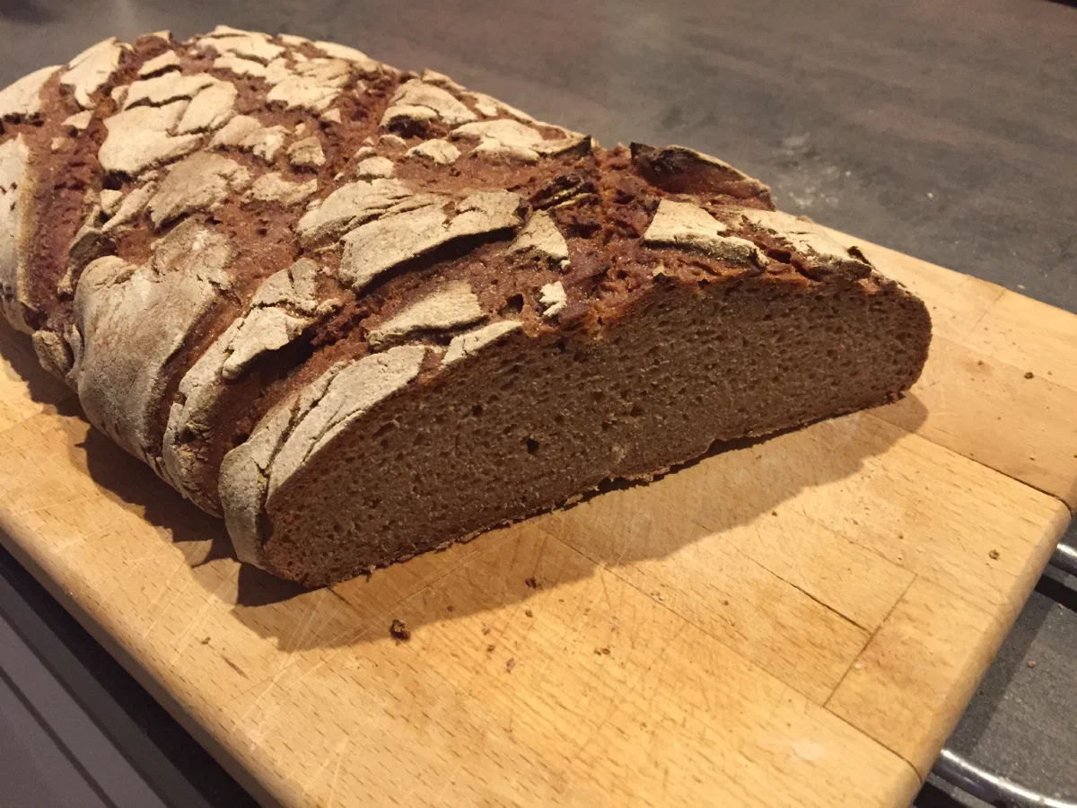 Roggenbrot mit Sauerteig